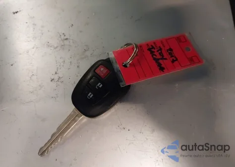 2017 Toyota Tacoma Sr5 V6 z USA, uszkodzony, nr VIN 3TMDZ5BNXHM017510